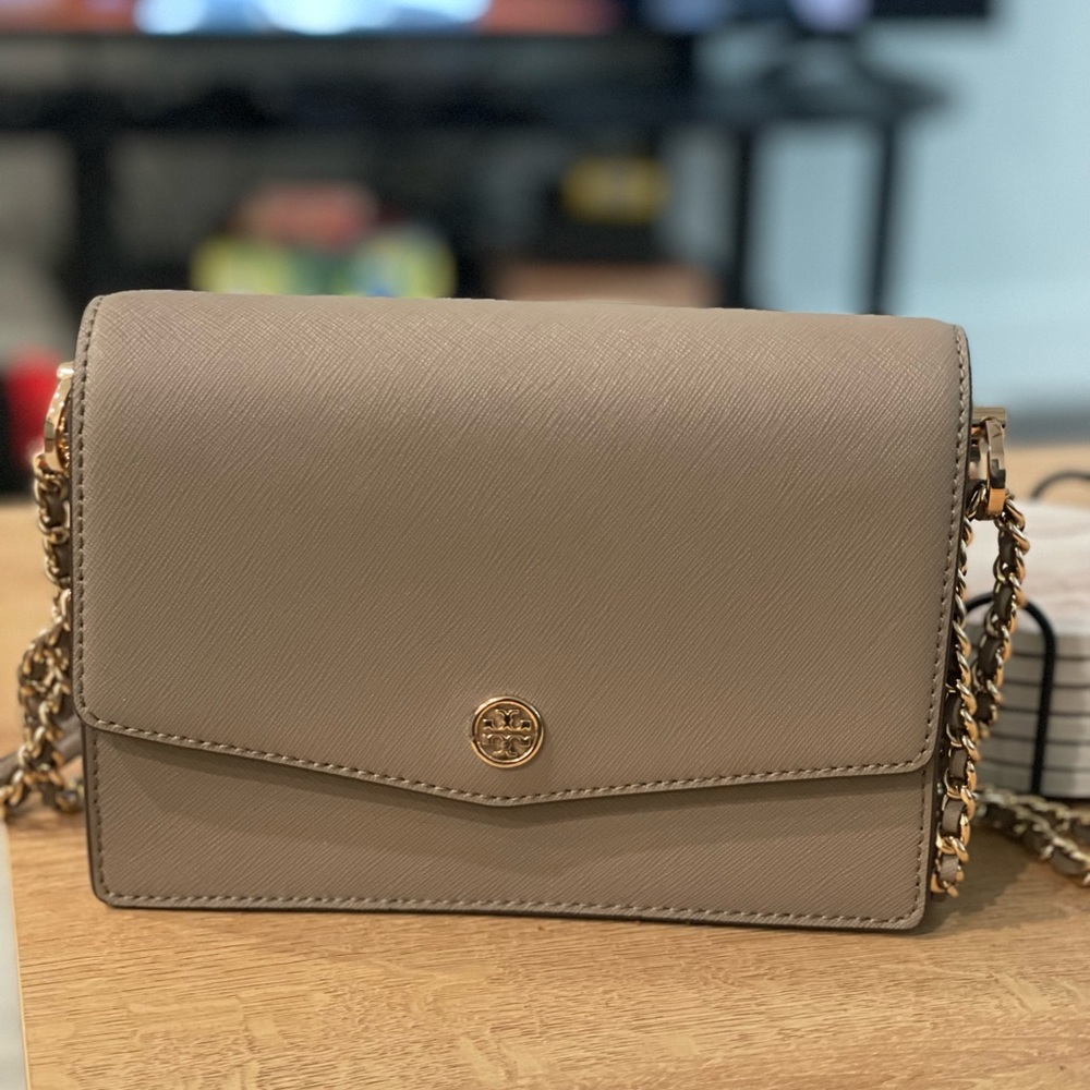 Tory Burch Robinson Chain Strap Convertible Shoulder/ Crossbody Bag